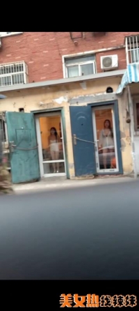 ������Ů��