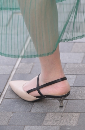 �²�������˿��߸���Ů�ж��