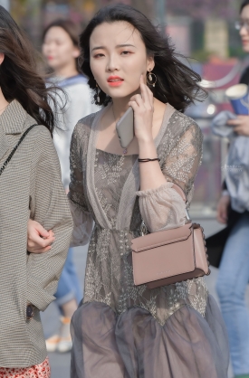 С��Ů�ĸ߸�ɴȹ��������װ����