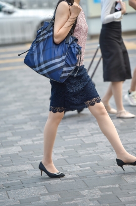 ����ƮƮ����˿����˿һ��ȹ�칫����Ů